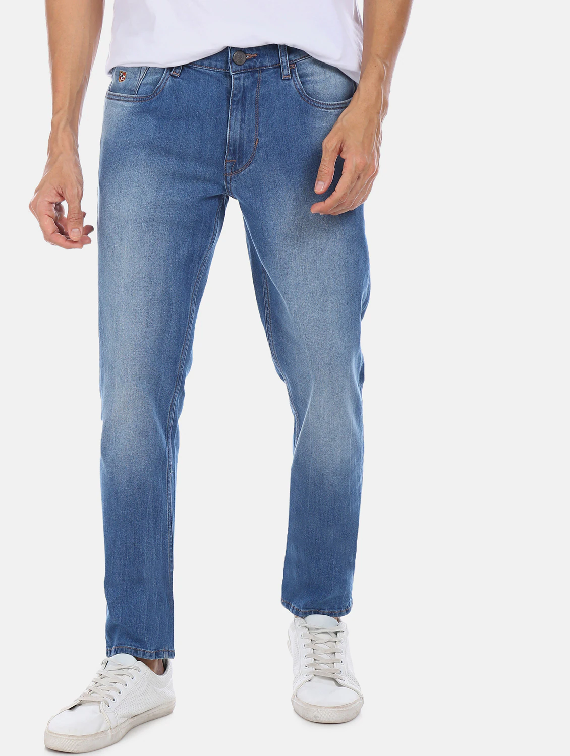 Aggregate 187+ light blue washed denim jeans latest